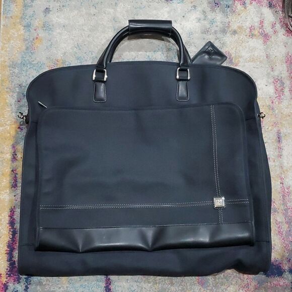 Diane Von Furstenberg Unisex Garment Bag in Black Like New - Picture 1 of 15